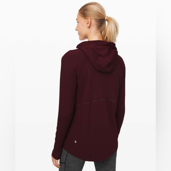 Lululemon Warm Stabilizer 1/2 Zip HoodieGarnet. Size 4 - Picture 1 of 16